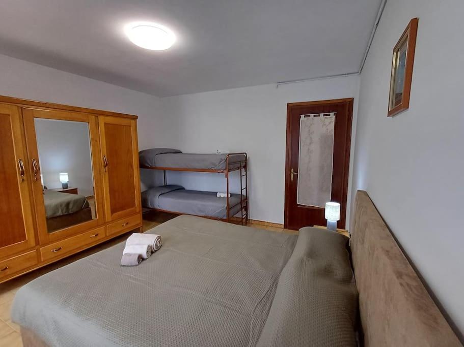 Ferienwohnung Casa Vacanza Leonardo Chambave Exterior foto